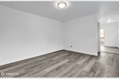 18888 W Oak Avenue #B, Mundelein, IL 60060 - Photo 8