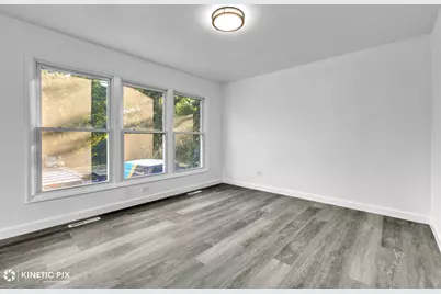 18888 W Oak Avenue #B, Mundelein, IL 60060 - Photo 4