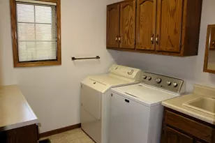 3 Delmar Dr, Clifton, IL 61727 - Photo 14