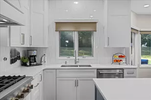 2542 Williams Rd, Batavia, IL 60510 - Photo 12