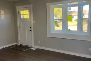 1609 Marlboro Ln, Crest Hill, IL 60403 - Photo 4