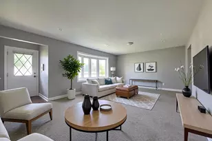 1718 Gilboa Ave, Zion, IL 60099 - Photo 2