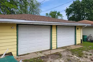 1718 Gilboa Ave, Zion, IL 60099 - Photo 18