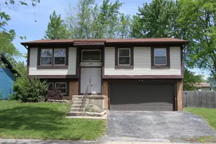 5808 Allemong Dr, Matteson, IL 60443 - Photo 1