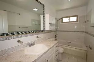 5808 Allemong Dr, Matteson, IL 60443 - Photo 10