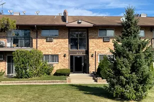 832 E Old Willow Rd, Prospect Heights, IL 60070 - Photo 1