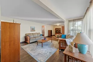 1913 Birch Rd, Homewood, IL 60430 - Photo 4