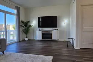 2227 Glacier St, Mundelein, IL 60060 - Photo 8