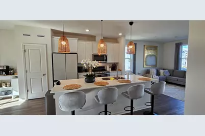 2227 Glacier Street, Mundelein, IL 60060 - Photo 2