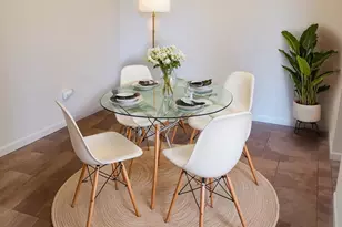 277 Shorewood Dr, Glendale Heights, IL 60139 - Photo 4