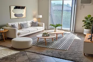 277 Shorewood Dr, Glendale Heights, IL 60139 - Photo 2