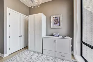 2405 W Iowa St, Chicago, IL 60622 - Photo 24