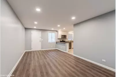 1970 Green Bay Road #B-3, Highland Park, IL 60035 - Photo 4