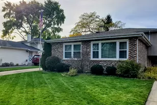 220 N Grace St, Lombard, IL 60148 - Photo 1