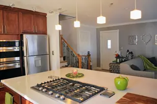 220 N Grace St, Lombard, IL 60148 - Photo 4