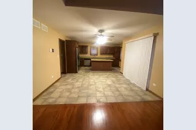 24446 Newport Drive, Crete, IL 60417 - Photo 2