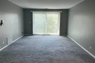 801 79th St, Darien, IL 60561 - Photo 4