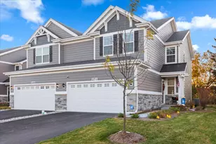 271 Charlestowne Lakes Dr, Saint Charles, IL 60174 - Photo 1