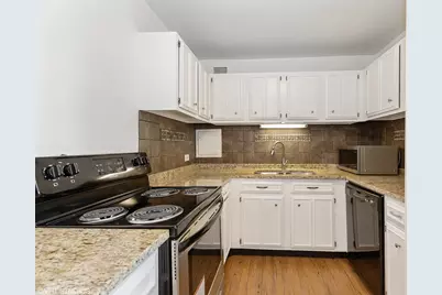 4343 N Clarendon Avenue #602, Chicago, IL 60613 - Photo 4