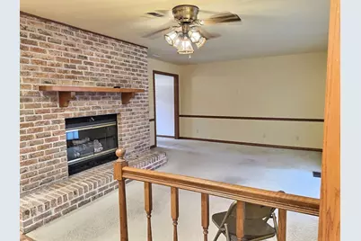 304 N Chaucer Boulevard, Monticello, IL 61856 - Photo 10