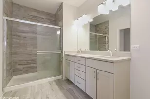 1950 Shermer Rd, Glenview, IL 60026 - Photo 8