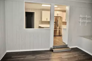 110 W 12th Ave, Naperville, IL 60563 - Photo 10