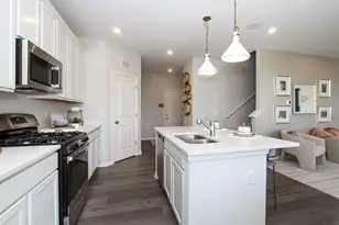 403 Comstock Rd, South Elgin, IL 60177 - Photo 10