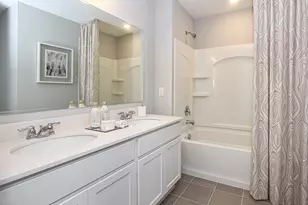 403 Comstock Rd, South Elgin, IL 60177 - Photo 22