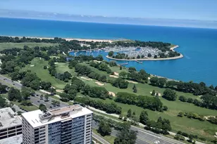 655 W Irving Park Rd, Chicago, IL 60613 - Photo 4