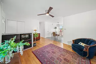 611 E Ironwood Dr, Mount Prospect, IL 60056 - Photo 6