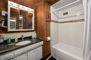 202 N Bennett St, Geneva, IL 60134 - Photo 26