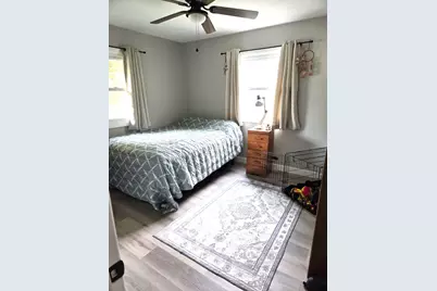 217 E Holiday Drive, Decatur, IL 62526 - Photo 6