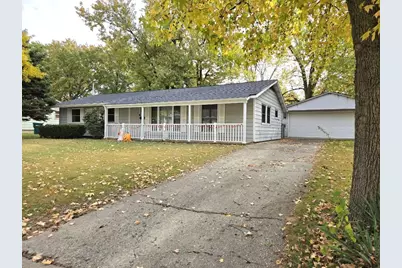 217 E Holiday Drive, Decatur, IL 62526 - Photo 1