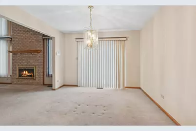 9035 W 111th Street #E, Palos Hills, IL 60465 - Photo 10