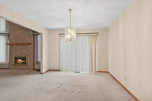 9035 W 111th St, Palos Hills, IL 60465 - Photo 10