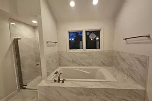 30 Danada Dr, Wheaton, IL 60189 - Photo 4