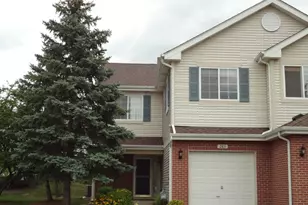 283 Camel Bend Ct, Schaumburg, IL 60194 - Photo 1