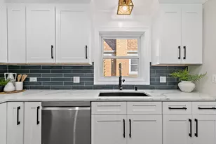 241 N Hamlin Ave, Park Ridge, IL 60068 - Photo 8