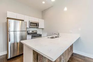 2228 W Cermak Rd, Chicago, IL 60608 - Photo 2