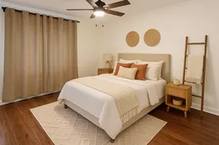 5543 W Higgins Ave, Chicago, IL 60630 - Photo 16