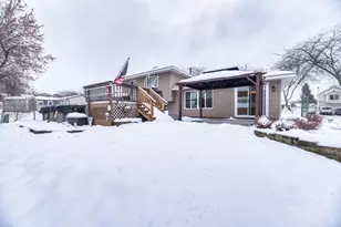 870 Longford Dr, Roselle, IL 60172 - Photo 34