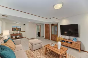 870 Longford Dr, Roselle, IL 60172 - Photo 30