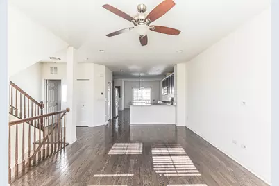 877 Lewisburg Lane, Aurora, IL 60504 - Photo 4