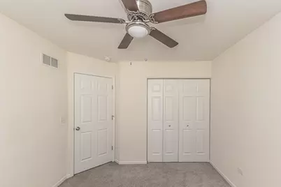 877 Lewisburg Lane, Aurora, IL 60504 - Photo 18