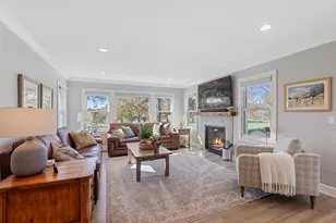 226 Biltmore Dr, North Barrington, IL 60010 - Photo 14