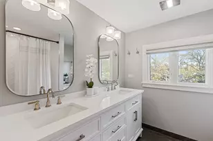 226 Biltmore Dr, North Barrington, IL 60010 - Photo 24