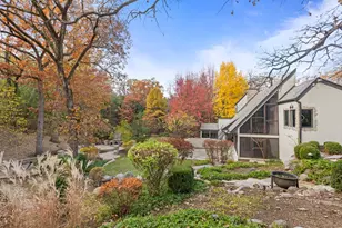 12 Rock Ridge Rd, Barrington Hills, IL 60010 - Photo 2