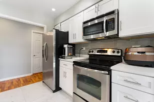 3810 S Mission Hills Rd, Northbrook, IL 60062 - Photo 10