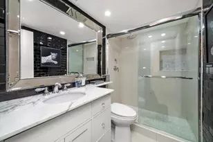 175 E Delaware Pl, Chicago, IL 60611 - Photo 24