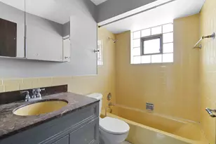 1654 Downs Dr, Calumet City, IL 60409 - Photo 12